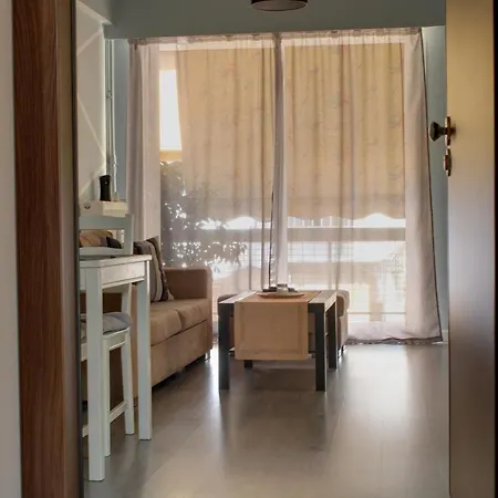 Διαμέρισμα Modern Cozy In Downtown *