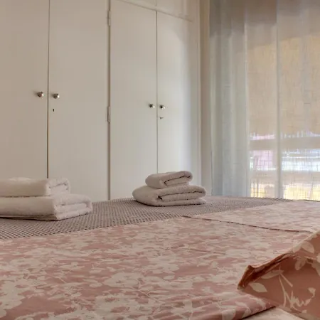 Modern Cozy In Downtown Διαμέρισμα